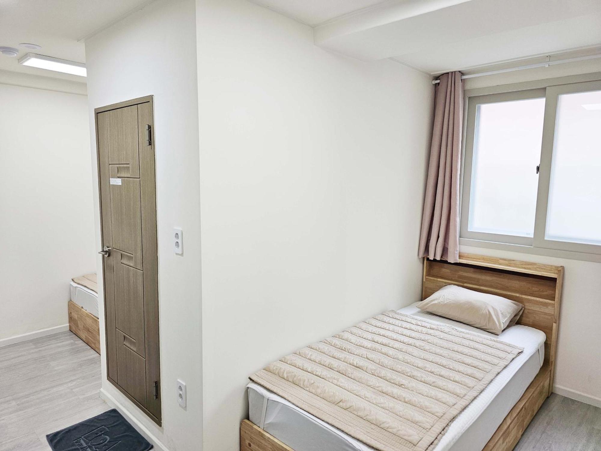 Boa Travel House Hostel Seoul Ruang foto